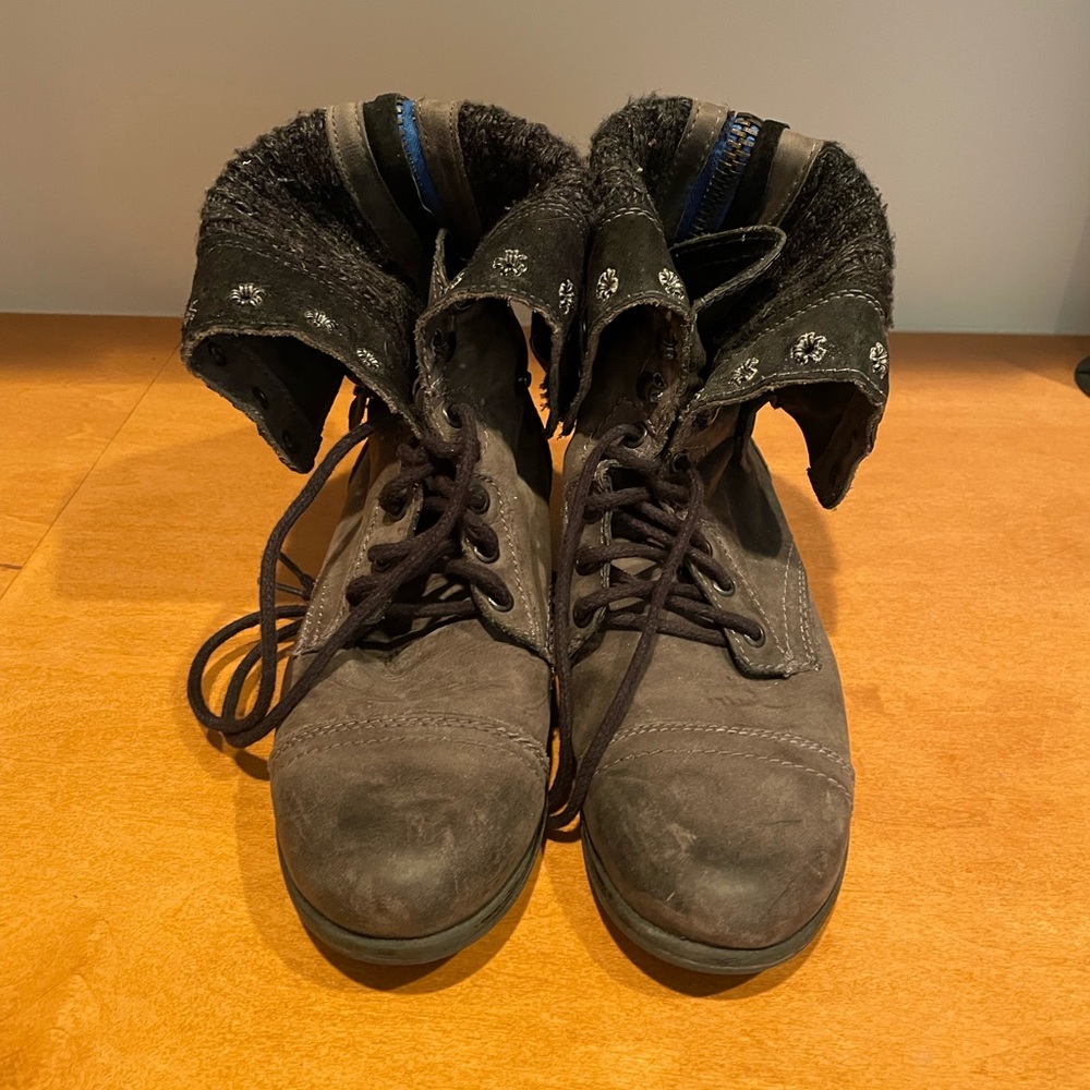 Steve Madden Boots